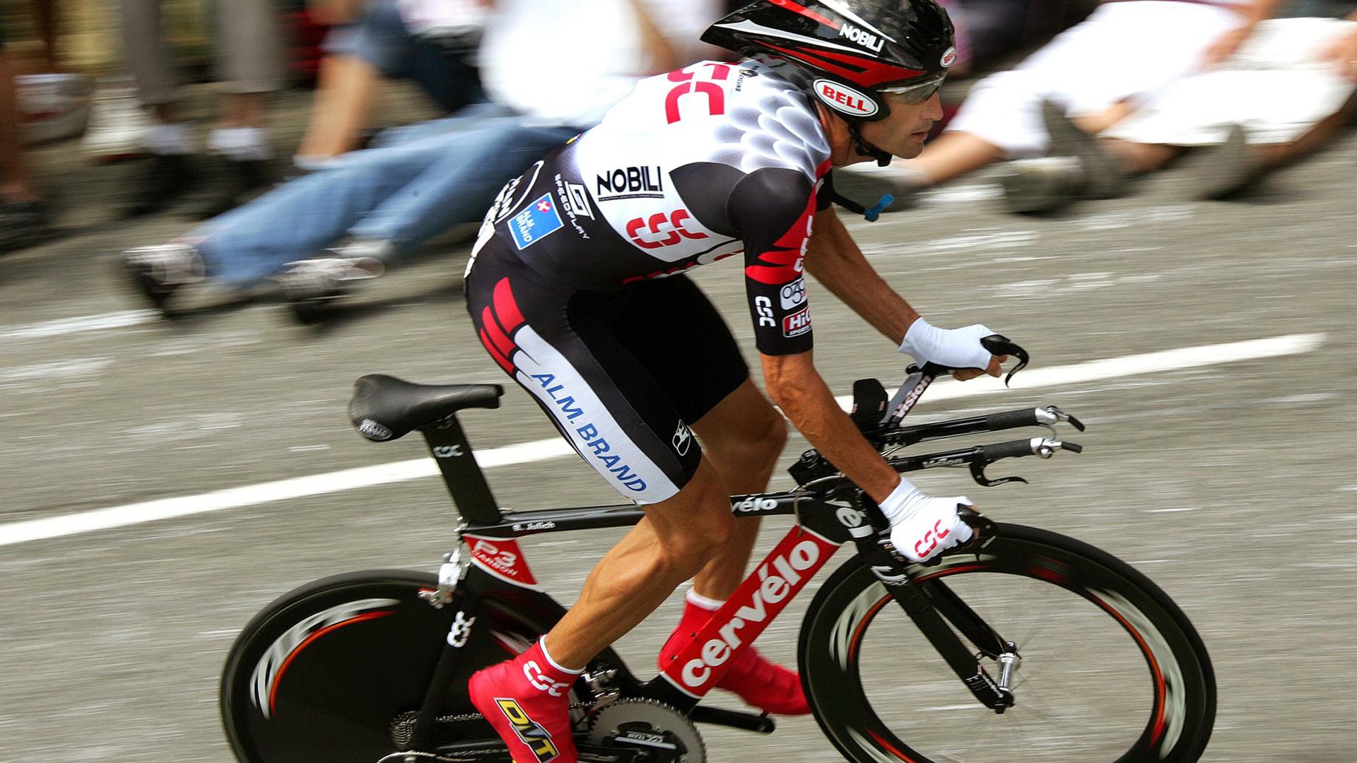 _荒野越野跑：在自然之间追逐自由_，荒野穿越野外生存小说