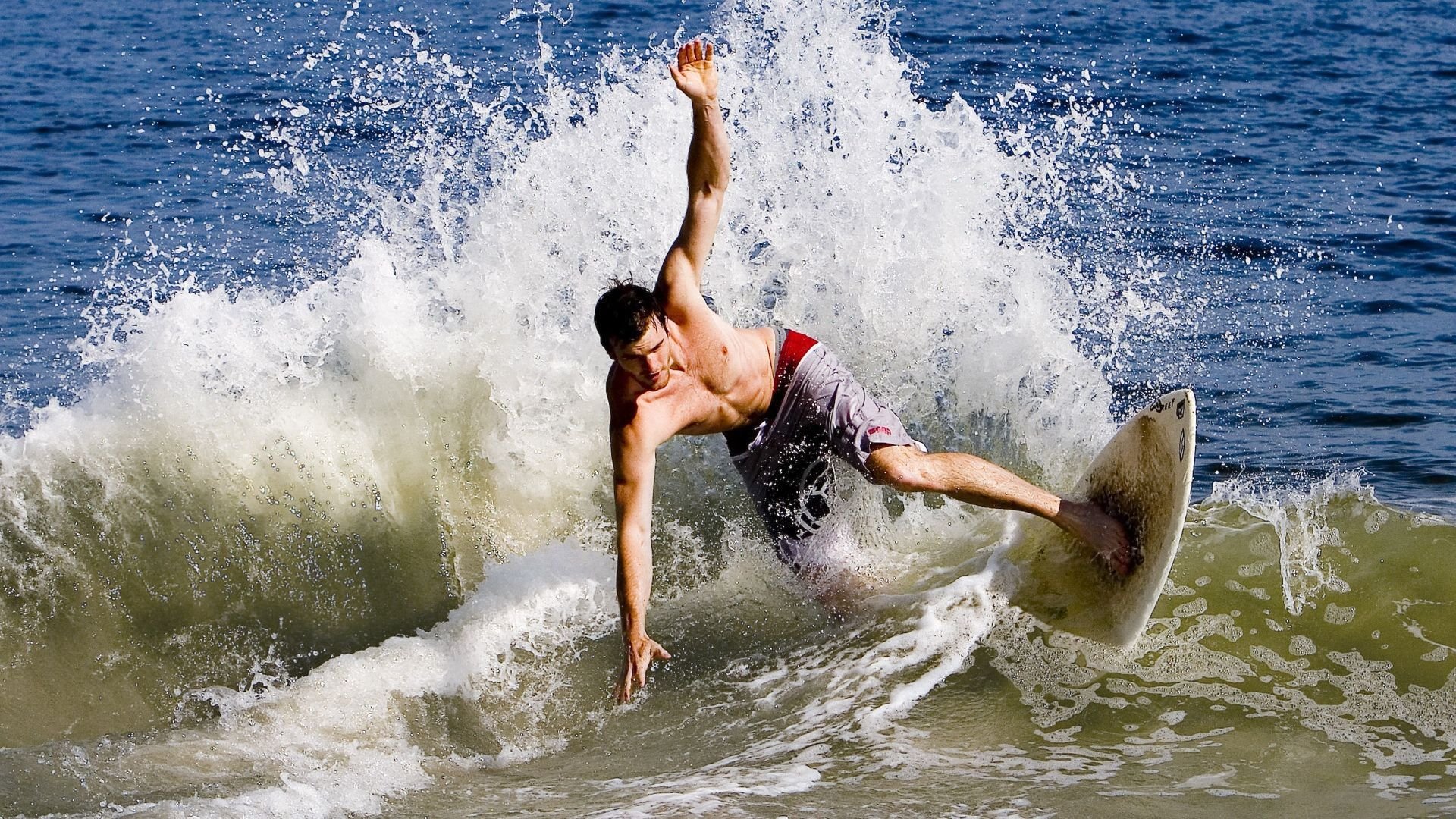 “西甲焦点战：明星对决引爆全场热情”，西甲大牌球星